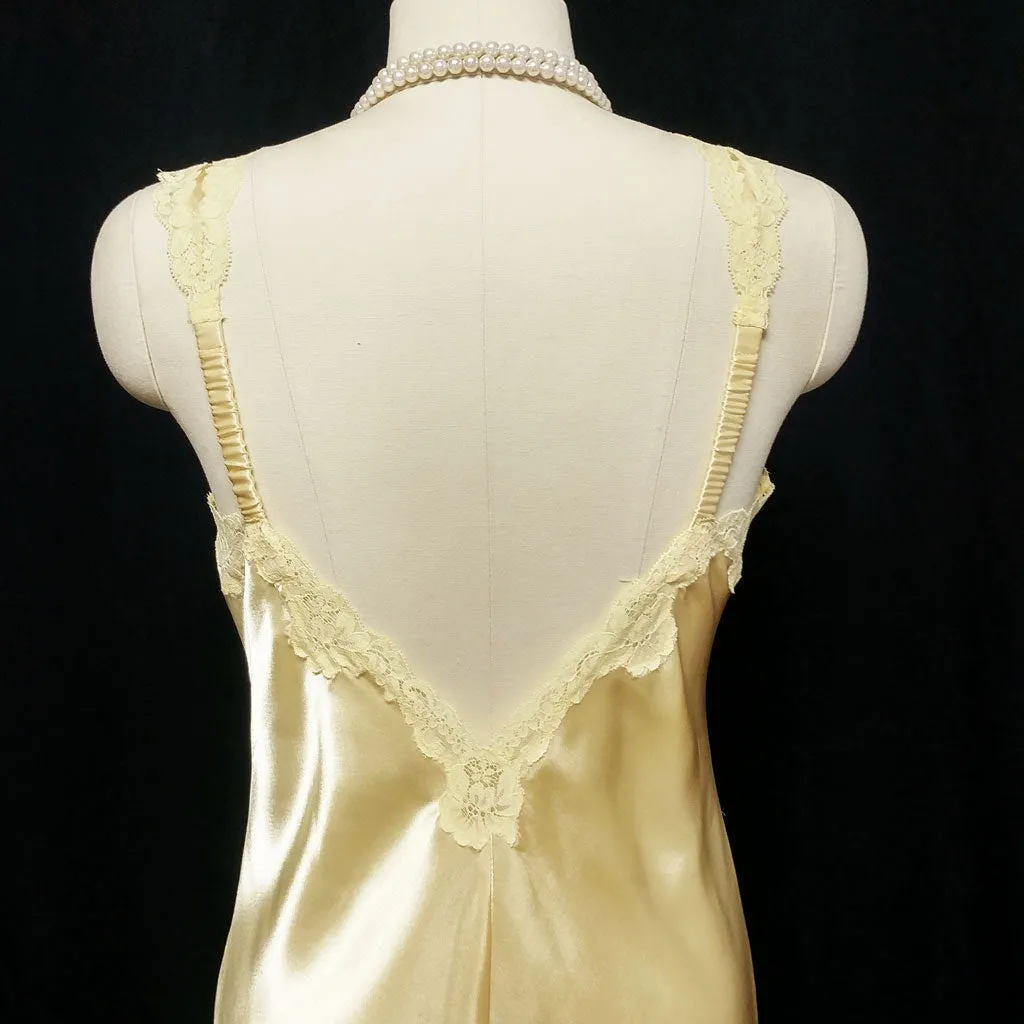 *BEAUTIFUL BIAS CUT VALERIE STEVENS SHEER CHIFFON & SATIN PEIGNOIR & NIGHTGOWN SET IN LEMON BUTTER COOKIE