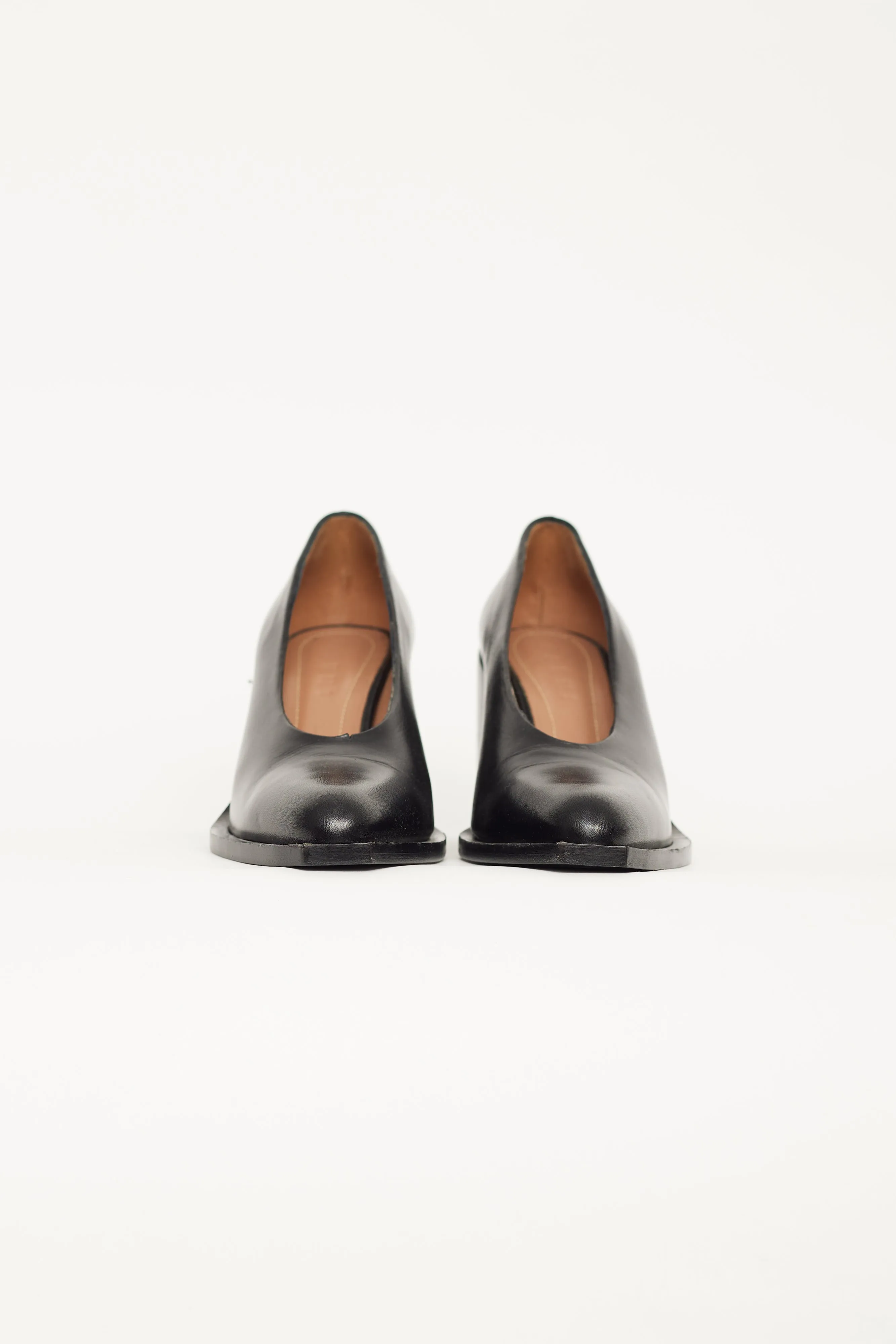 Black High Cut Collar Leather Pump