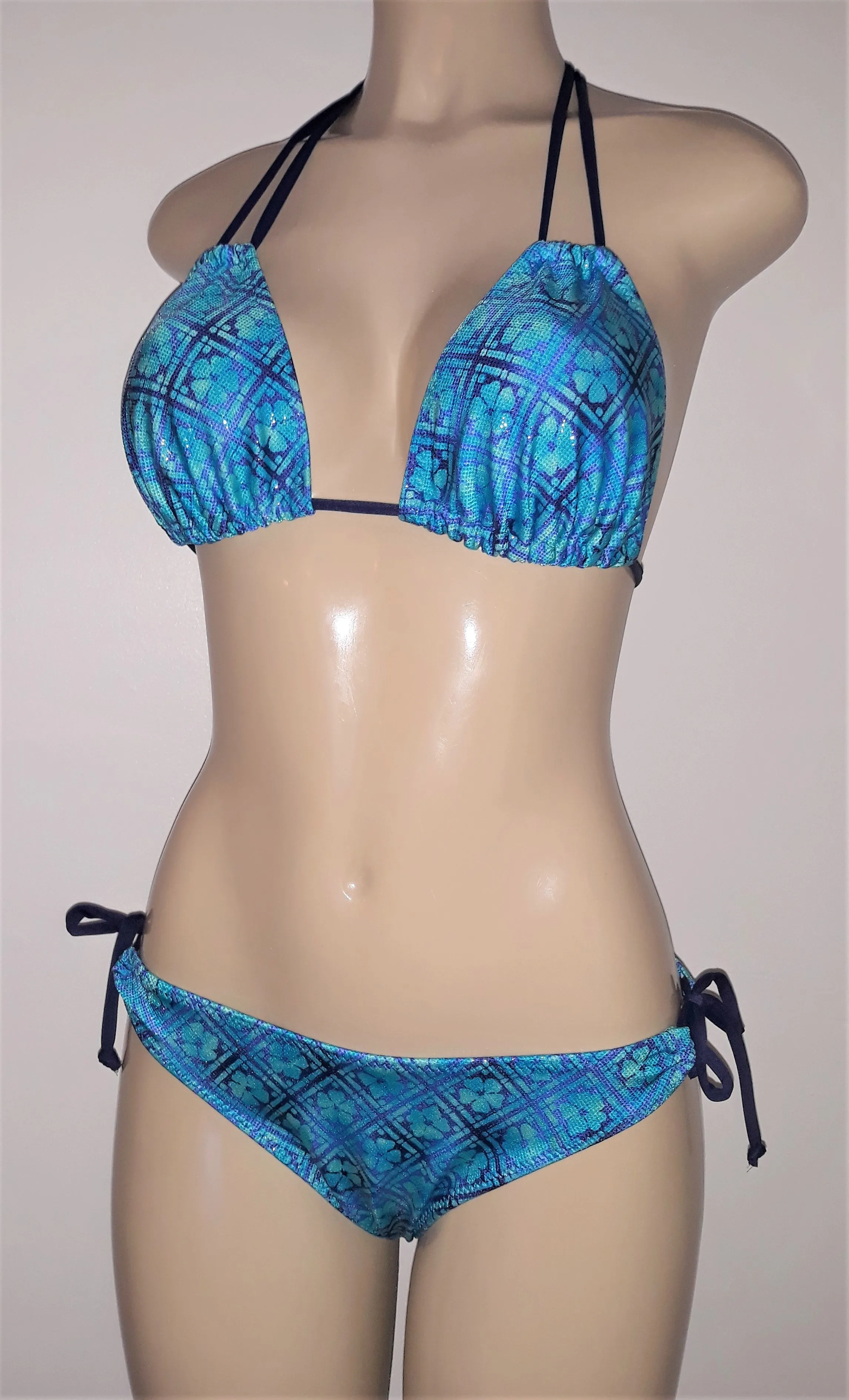 Double string swimwear top and Keyhole hipster bikini bottom